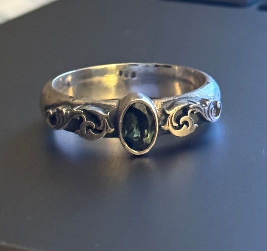 scroll ring - 9.5 - tourmaline