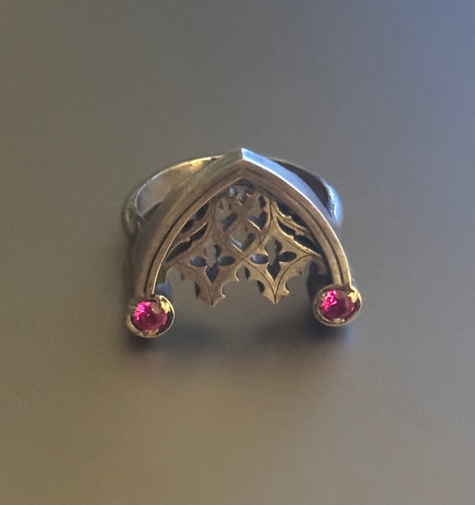 gothic arch ring - 7 - ruby