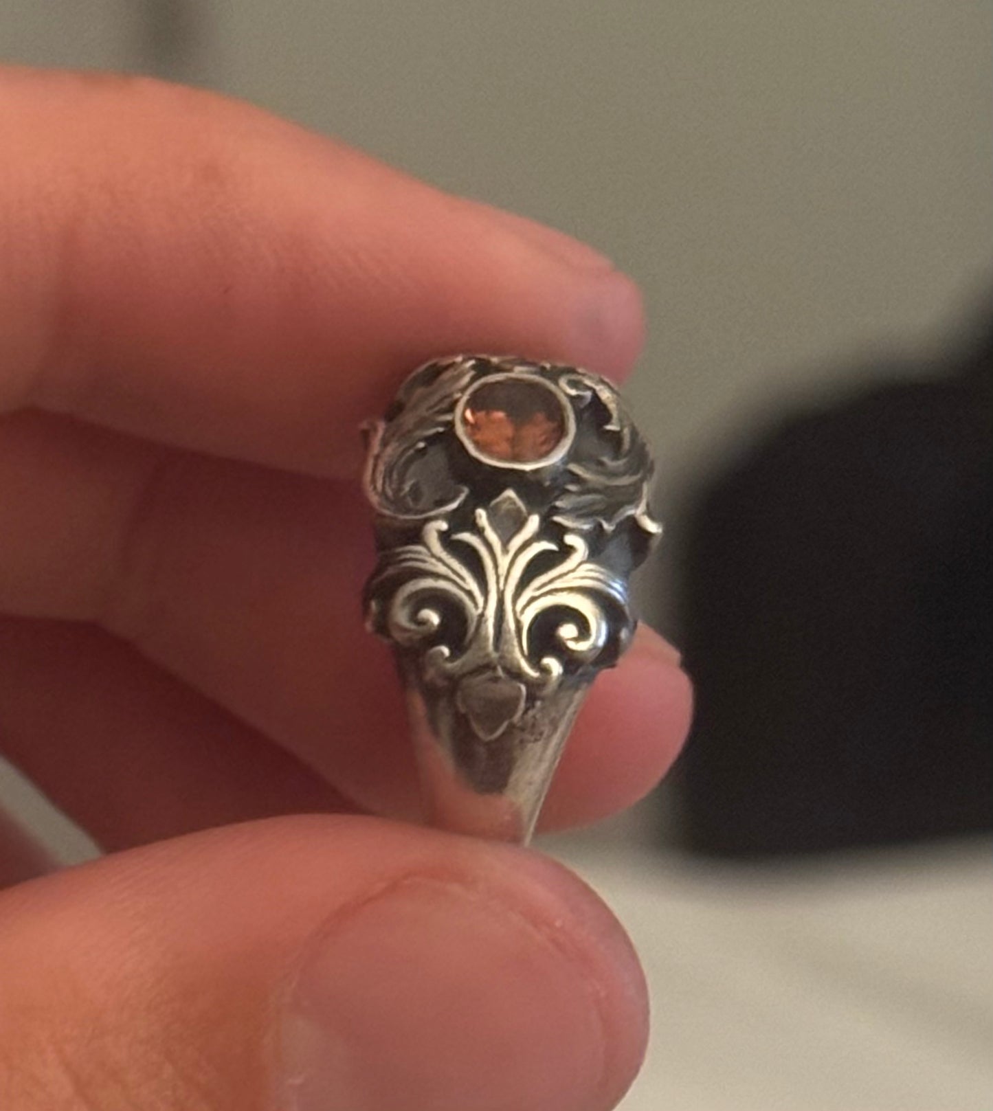 king scroll ring - 6.5 - tourmaline