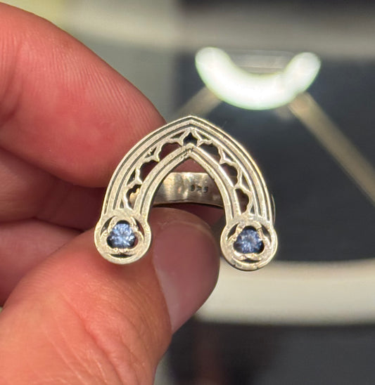 arch ring - size 8 - Sapphire